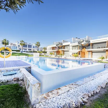 Cenuela - Lush Haven By United Renters Apartment Torrevieja