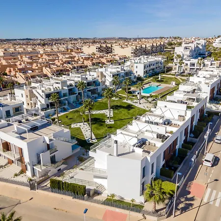 Cenuela - Lush Haven By United Renters Апартаменты *