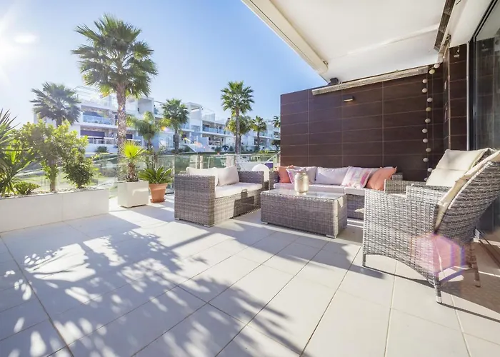 Cenuela - Lush Haven By United Renters Торевьиа
