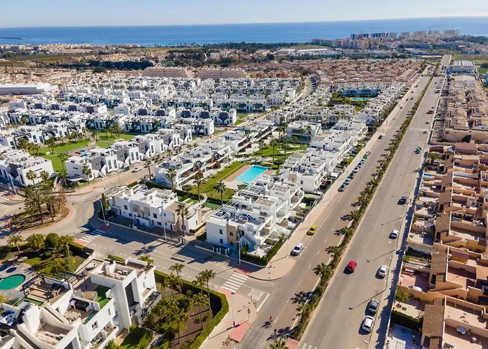Cenuela - Lush Haven By United Renters Апартаменты Торевьиа