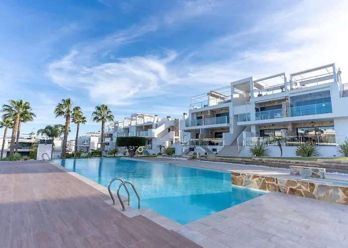 Cenuela - Lush Haven By United Renters Торевьиа